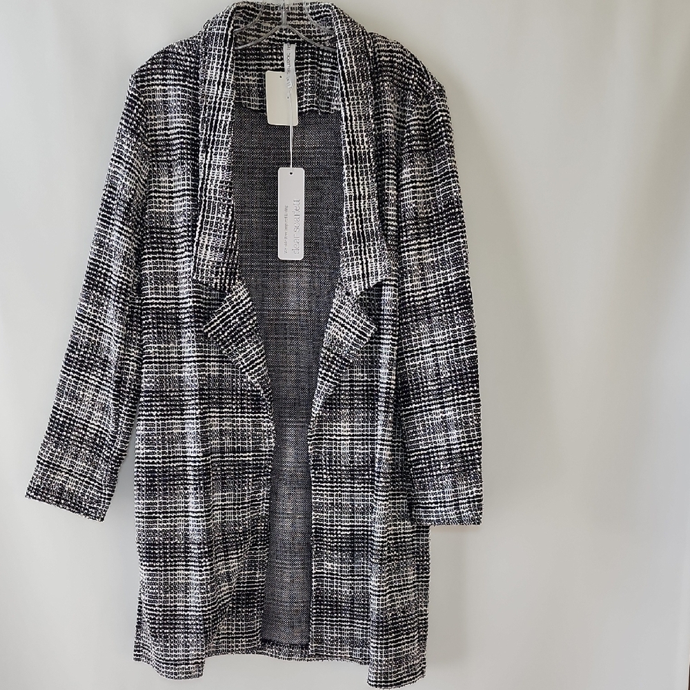 Black & Ivory Brixton Textured Midi Blazer